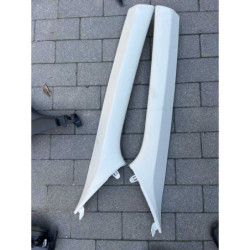 Накладка стійки салона права Kia EV6 85810CV000