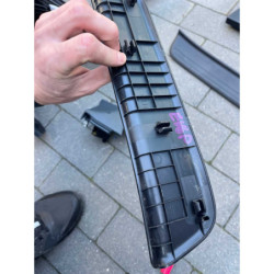 Накладка порога ліва Kia EV6 85877CV500