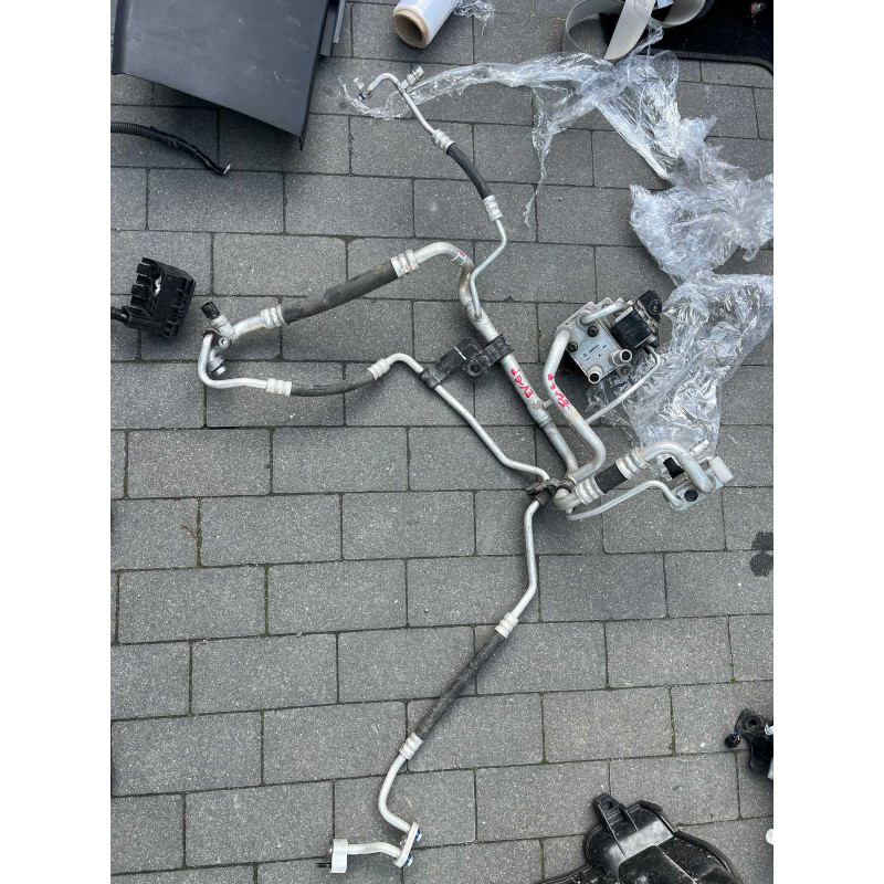 Трубки кондиціонера Kia EV6 25670CV000