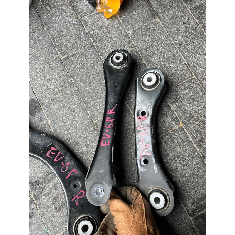 Важіль задній Kia EV6 55270-GI000